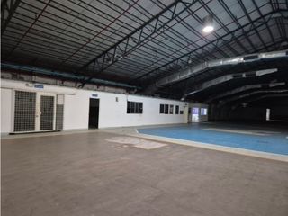 Foto 5 de ALQUILER DE BODEGA INDUSTRIAL EN GUAYAQUIL – 7.362 m²