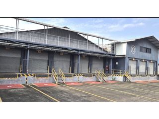 Foto 2 de ALQUILER DE BODEGA INDUSTRIAL EN GUAYAQUIL – 7.362 m²