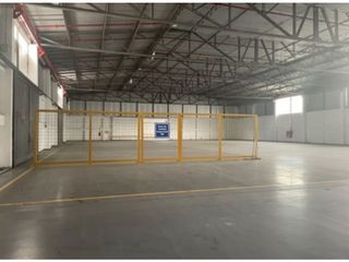 Foto 10 de ALQUILER DE BODEGA INDUSTRIAL EN GUAYAQUIL – 7.362 m²