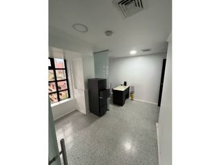 Foto 4 de Venta De Consultorio en El Poblado Las Vegas
