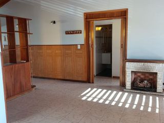 Foto 3 de ALQUILER DE CASA EN La Matanza