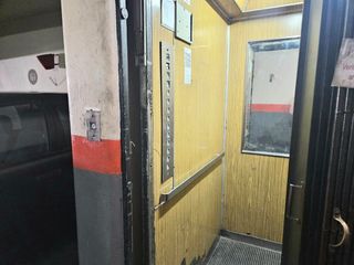Foto 5 de VENTA COCHERA CERRADA POR ASCENSOR  EN BALVANERA