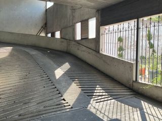 Foto 7 de Venta de cochera en zona de Flores