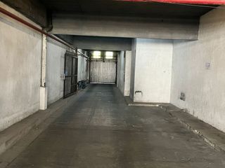 Foto 3 de Venta de cochera en zona de Flores