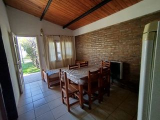 Foto 5 de ALQUILER 4 CABAÑAS A UNA CUADRA DEL RIO EN COSQUIN