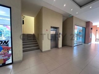 Foto 9 de Desarrolla tu negocio en este local de 65 m2 en Planta Alta