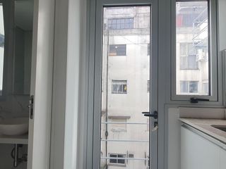 Foto 10 de Oficina en Av. Córdoba esquina Uruguay 142  m2 y    51 de  terraza m2  a estrenar !!