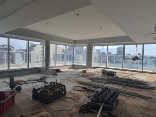 Foto 9 de Oficina en Av. Córdoba esquina Uruguay 142  m2 y    51 de  terraza m2  a estrenar !!