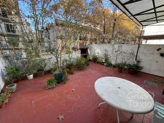 Foto 18 de PH casa en venta Colegiales, 7 ambientes con terraza y patio por escalera