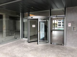 Foto 5 de Alquiler en Al Rio, Oficina 420M2 - 4 COCHERAS - Vista al Rio (Certificación Leed)