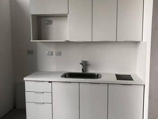 Foto 11 de Alquiler en Al Rio, Oficina 420M2 - 4 COCHERAS - Vista al Rio (Certificación Leed)