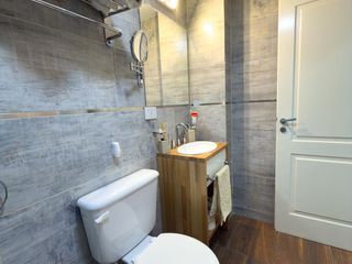 Foto 18 de VENTA Departamento amoblado 1 dormitorio c/balcón terraza céntrico Villa La Angostura