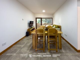 Foto 5 de VENTA Departamento amoblado 1 dormitorio c/balcón terraza céntrico Villa La Angostura