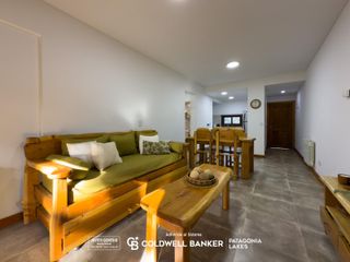 Foto 2 de VENTA Departamento amoblado 1 dormitorio c/balcón terraza céntrico Villa La Angostura