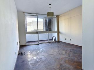 Foto 9 de Monoambiente dividido  - España 1165  02-03