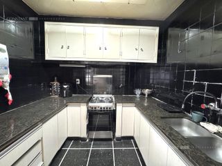 Foto 10 de Casa en  venta de 3 dormitorios en La Plata