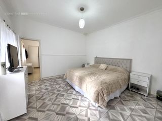 Foto 21 de Casa en  venta de 3 dormitorios en La Plata