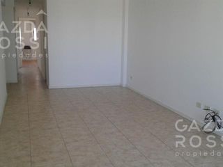 Foto 7 de Departamento  en alquiler en Lomas de Zamora con cochera