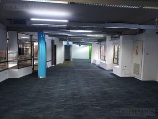 Foto 5 de Alquiler de oficina de 135 m2 en San Isidro