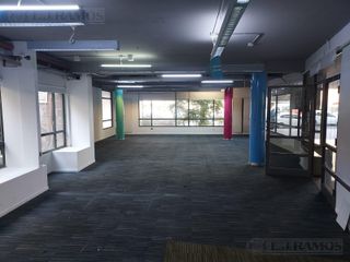 Foto 6 de Alquiler de oficina de 135 m2 en San Isidro