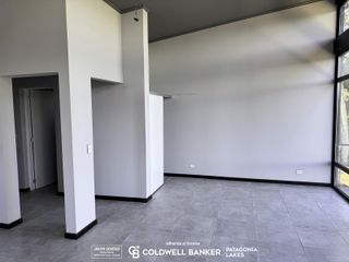 Foto 9 de VENTA Departamento 2 amb 78m2 balcon Premium ubicado en el barrio El Mercado, Villa La Angostura
