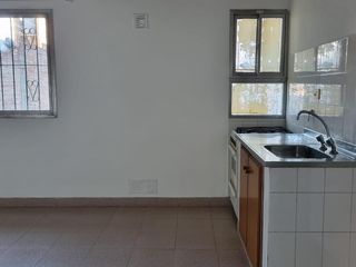 Foto 8 de Alquilo Casa 1 Dormitorio - Ingreso vehicular opcional - Neuquén Capital