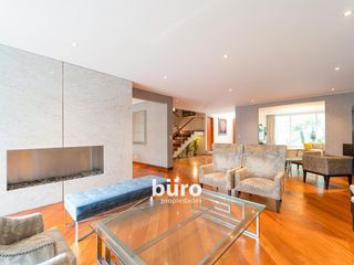 Foto 7 de HERMOSA CASA EN ALQUILER CON JARDIN FRENTE AL PARQUE ROSEVELT EN SAN ISIDRO