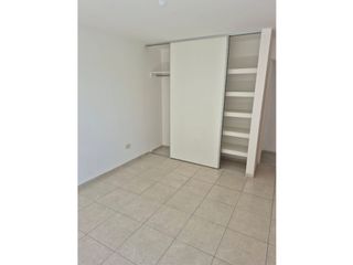 Foto 1 de BV SAN JUAN 700, 1 dormitorio c/balcon, piso alto,luminoso 4212256