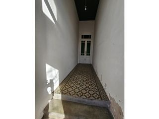 Foto 2 de CASA ANTIGUA EN VENTA