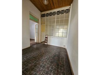 Foto 6 de CASA ANTIGUA EN VENTA