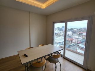 Foto 4 de Departamento en alquiler de 1 dormitorio c/ cochera en Naposta