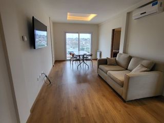 Foto 2 de Departamento en alquiler de 1 dormitorio c/ cochera en Naposta