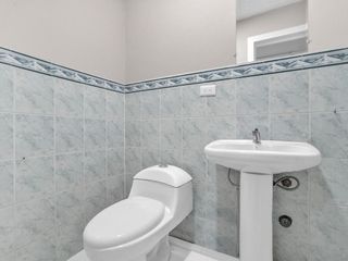 Foto 15 de Excelente Oportunidad Amplio Departamento en Cuenca - 3 Dormitorios 2.5 Baños