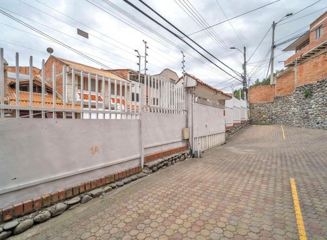 place photo 34