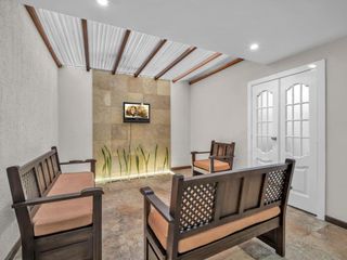 Foto 7 de Excelente Oportunidad Amplio Departamento en Cuenca - 3 Dormitorios 2.5 Baños