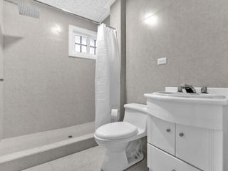 Foto 14 de Excelente Oportunidad Amplio Departamento en Cuenca - 3 Dormitorios 2.5 Baños