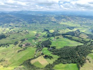 Foto 20 de Hacienda en Venta en Tarqui, Cuenca, Azuay - 64,8 Hectareas - Hacienda Ganadera