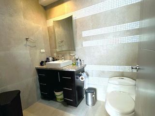 Foto 12 de Moderno Apartamento con ó sin Amoblado en Renta Sector Isabel la Católica Cuenca