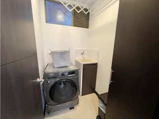 Foto 13 de Apartamento lujoso amoblado en Altos del Poblado
