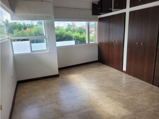 Foto 4 de Lumbisi, Casa en Renta, 220m2, 3 Habitaciones