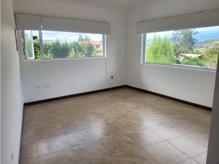 Foto 2 de Lumbisi, Casa en Renta, 220m2, 3 Habitaciones