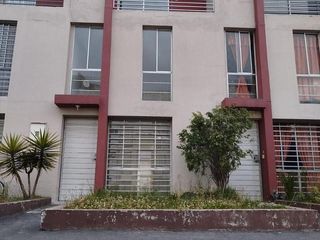 Foto 1 de CASA EN VENTA EN CONJUNTO 
