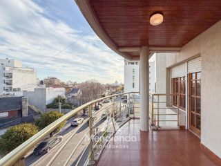 Foto 1 de EXCELENTE 4 AMB CON COCHERA DOBLE ZONA ALDREY