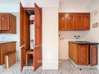 Foto 13 de EXCELENTE 4 AMB CON COCHERA DOBLE ZONA ALDREY