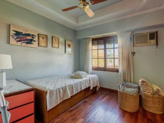 Foto 31 de Casa en venta barrio alberdi 3 dormitorios cochera jardin pileta parrilla luminoso