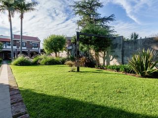 Foto 40 de Casa en venta barrio alberdi 3 dormitorios cochera jardin pileta parrilla luminoso