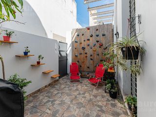 Foto 3 de Venta. Ph. Villa Urquiza. 2 ambientes. con patio.