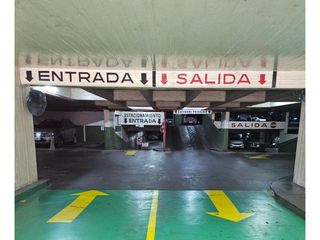 Foto 1 de Cochera en venta - 12Mts2 - Retiro