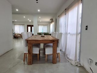 Foto 6 de Casa en Venta 4 ambientes con Jardín en Maschwitz
