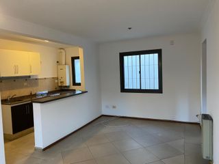 Foto 3 de VENTA| DEPARTAMENTO 2 dorm. con BALCÓN en BARRIO COFICO